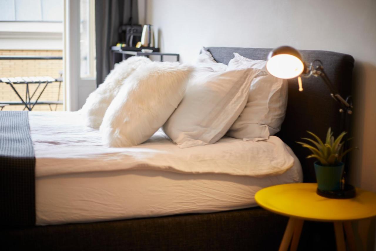 Modern Hideout Ace Location Bed & Breakfast Amsterdam Bagian luar foto
