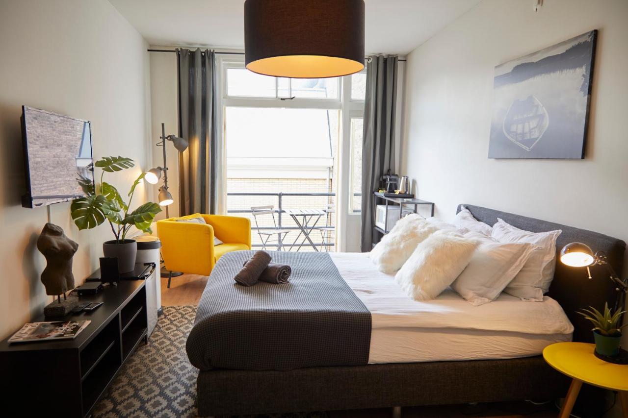 Modern Hideout Ace Location Bed & Breakfast Amsterdam Bagian luar foto